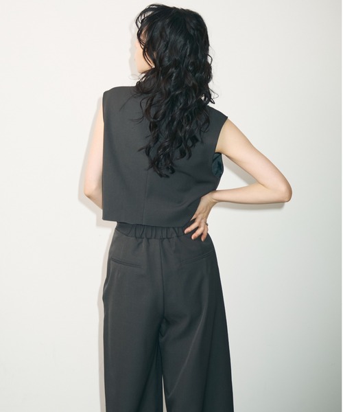 Trish（トリッシュ）の「ショートジレ+タックパンツセットアップ（スーツパンツ・レディース・ブラック/チャコールグレー・MEDIUM）」の21枚目の写真