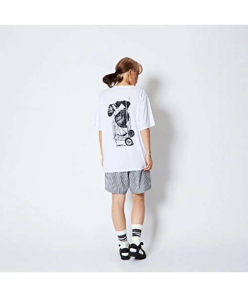 AKTR(アクター)の「AKTR FREEDOM GRAPHIC LOOSE FIT T/C TEE(アクター フリーダム グラフィック ルーズフィット T/C ティー)(Tシャツ/カットソー・メンズ・ネイビー系/ホワイト系・LARGE/X-LARGE/XX-LARGE/MEDIUM)」の2枚目の写真