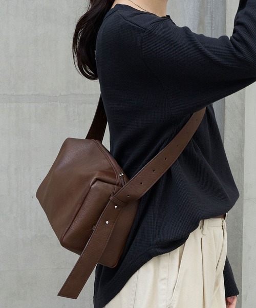 7/31まで【plage】MARUZOKO ONE HANDLE バッグ マルニ MARNI SBMP0179Q0 P3860 ショルダーバッグ TROPICALIA