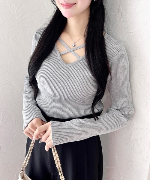 INGNI（イング）の「【WEB限定】クロスチョーカー長袖ニット（ニット/セーター・レディース・ブラック/オフホワイト/グレー/ボルドー・M）」の10枚目の写真