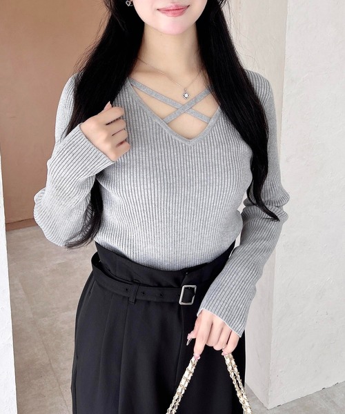 INGNI（イング）の「【WEB限定】クロスチョーカー長袖ニット（ニット/セーター・レディース・ブラック/オフホワイト/グレー/ボルドー・M）」の11枚目の写真