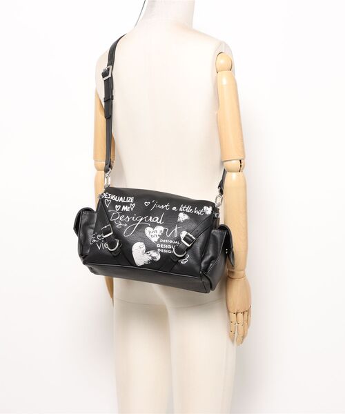 Desigual（デシグアル）の「手書き落書きプリントボウリングショルダーバッグ ブラック（ハンドバッグ・レディース・ブラック・FREE）」の6枚目の写真