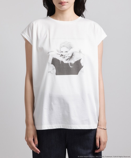 ROPE'(ロペ)の「【Brigitte Bardot×ROPE'・コラボ】プリントアームレットT-shirt【洗える・洗濯耐久性・接触冷感】(Tシャツ/カットソー・レディース・ホワイト系その他/ホワイト・FREE)」の12枚目の写真