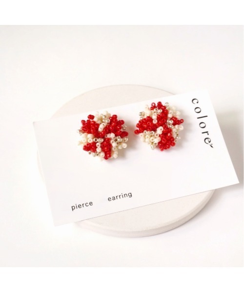 tone(トーン)の「【colore】ニュアンス柄 ビーズの大粒ピアス(MA)(ピアス(両耳用)・レディース・レッド・FREE)」の4枚目の写真