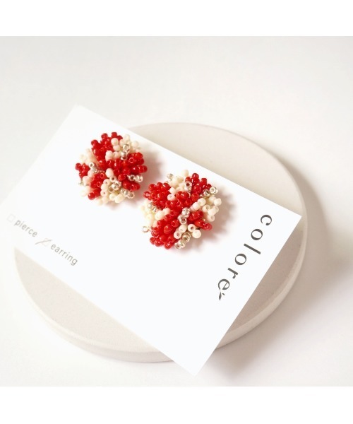 tone(トーン)の「【colore】ニュアンス柄 ビーズの大粒ピアス(MA)(ピアス(両耳用)・レディース・レッド・FREE)」の3枚目の写真