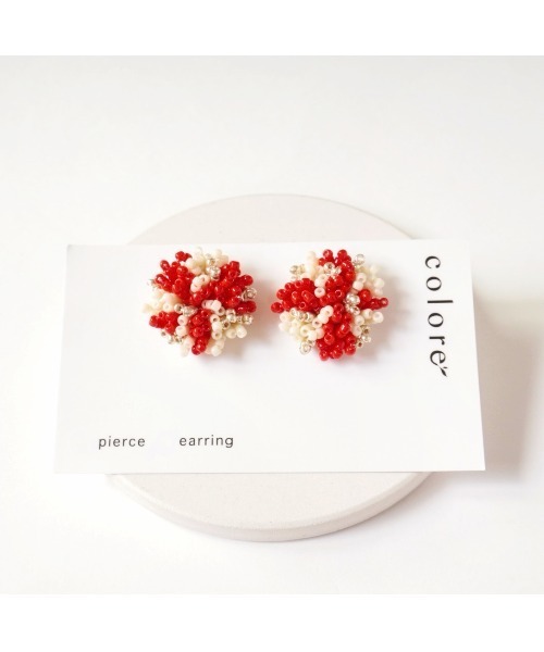 tone(トーン)の「【colore】ニュアンス柄 ビーズの大粒ピアス(MA)(ピアス(両耳用)・レディース・レッド・FREE)」の2枚目の写真