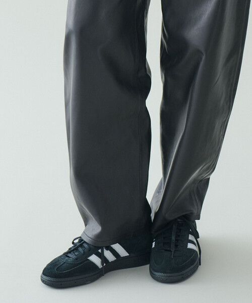 adidas(アディダス)の「adidas | 〈別注〉HANDBALL SPEZIAL WOMEN(スニーカー・レディース・ブラック・23.5/23/22.5/25/24.5/24)」の5枚目の写真