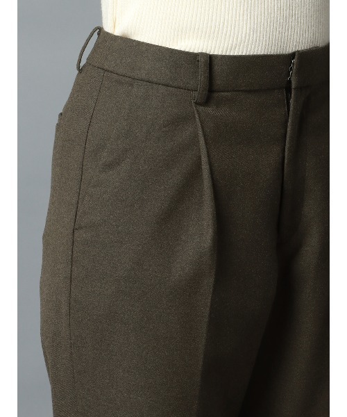 CIS.（シス）の「CIS． タックテーパードパンツ ウォッシャブル ポリエステル 無地（その他パンツ・レディース・カーキ/グレー・34(5号)/36(7号)/38(9号)/40(11号)）」の9枚目の写真