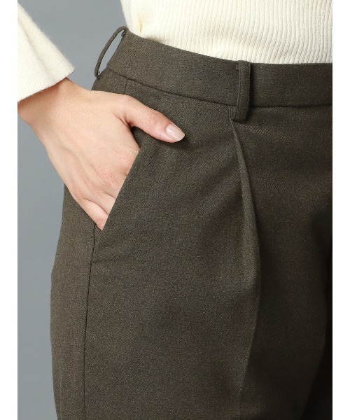 CIS.（シス）の「CIS． タックテーパードパンツ ウォッシャブル ポリエステル 無地（その他パンツ・レディース・カーキ/グレー・34(5号)/36(7号)/38(9号)/40(11号)）」の11枚目の写真