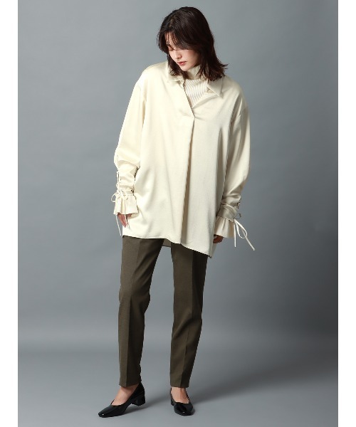 CIS.（シス）の「CIS． タックテーパードパンツ ウォッシャブル ポリエステル 無地（その他パンツ・レディース・カーキ/グレー・34(5号)/36(7号)/38(9号)/40(11号)）」の4枚目の写真