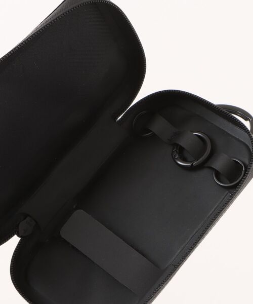 THE NORTH FACE(ザノースフェイス)の「【THE NORTH FACE/ザ ノースフェイス】RAMBLE KEY CASE(キーケース/キーアクセサリー・メンズ・ブラック/ストーン・FREE)」の4枚目の写真