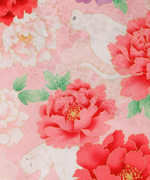 Catherine Cottage（キャサリンコテージ）の「花柄織入り着物