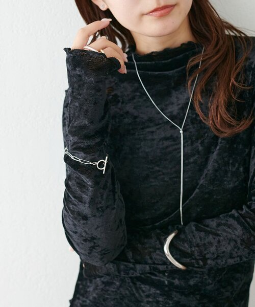 DISCOAT(ディスコート)の「【WEB限定】前後2WAYフロッキーメッシュボトルネックプルオーバー(Tシャツ/カットソー・レディース・ブラック/ブラウン/ブルー/アイボリー/グレイッシュベージュ・FREE)」の3枚目の写真