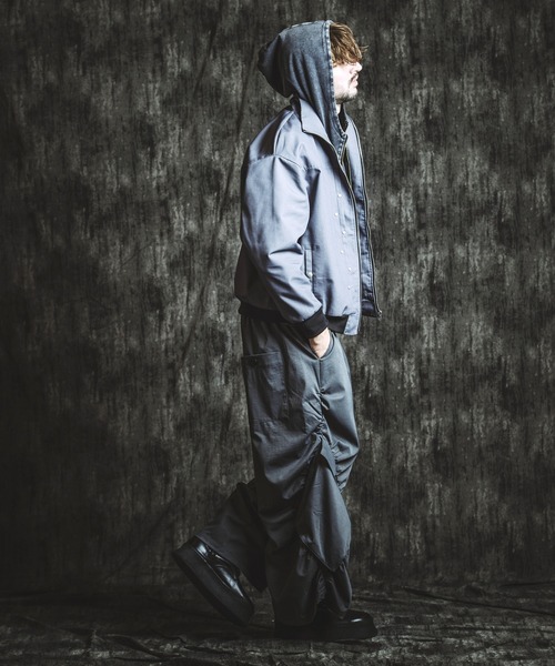 NO ID.（ノーアイディ）の「【NO ID.】Side Gather Wide Cargo Pants / サイド ギャザー ワイド カーゴ パンツ（カーゴパンツ・メンズ・ブラック/グレー・2(M)/1(S)）」の20枚目の写真