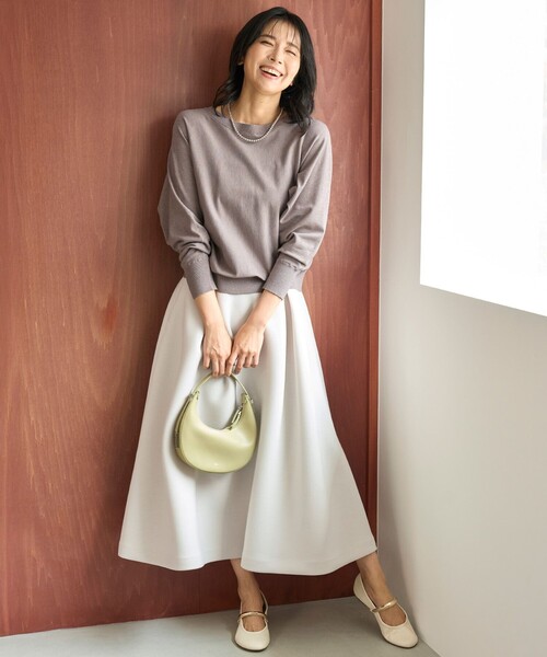 UNFILO(アンフィーロ)の「【VERY×UNFILOコラボ】BEAUTY FORM JERSEY+ ボリューム フレアスカート(スカート・レディース・ブラック系/ネイビー系/ベージュ系/ダークブラウン系・X-LARGE)」の10枚目の写真
