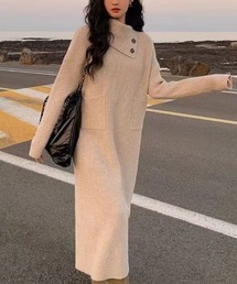 折り返しネックリブニットワンピース