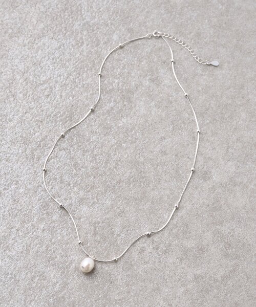 BEARDSLEY（ビアズリー）の「ポイントパールネックレス（ネックレス・レディース・シルバー・FREE）」の4枚目の写真