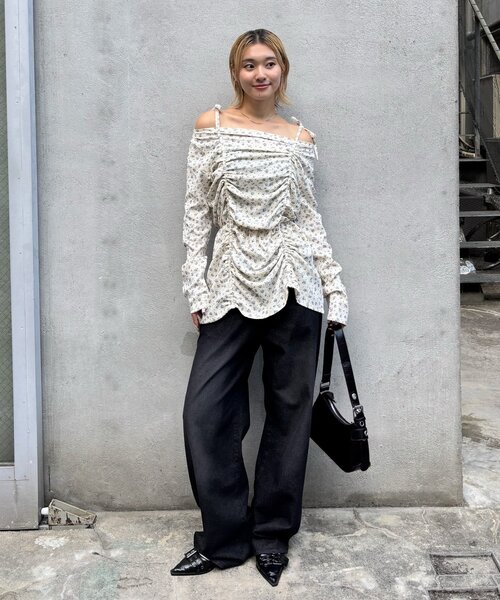 WHO'S WHO gallery(フーズフーギャラリー)の「花柄シャーリングチュニックワンピース(ワンピース・レディース・ブラック/ホワイト・FREE)」の10枚目の写真