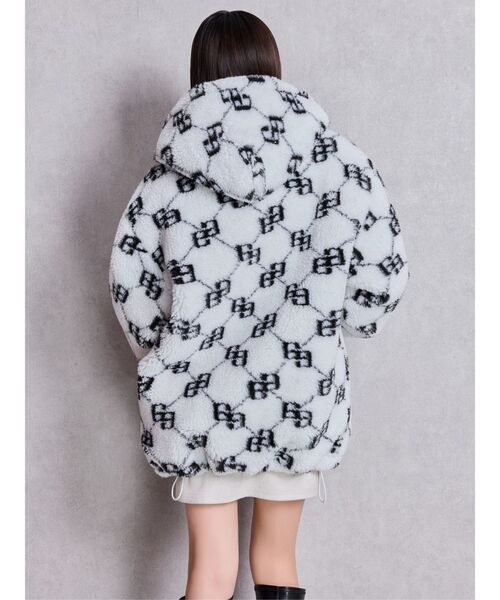 GYDA（ジェイダ）の「GGラメボアBIGブルゾン（ブルゾン・レディース・グレー/オフホワイト/ブラック・FREE）」の6枚目の写真