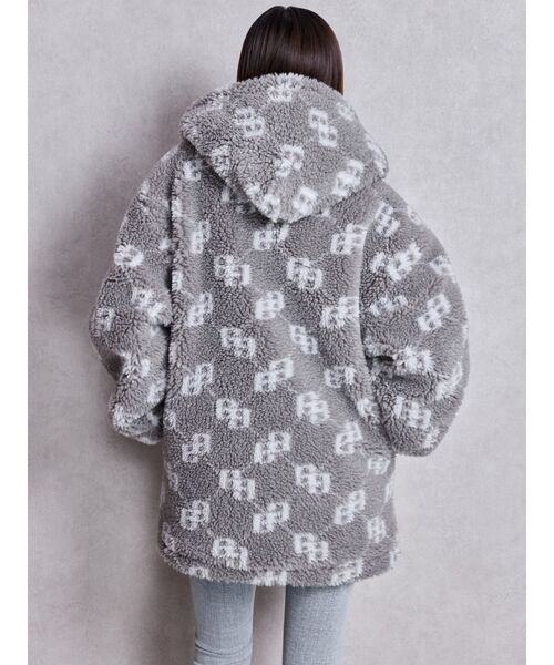 GYDA（ジェイダ）の「GGラメボアBIGブルゾン（ブルゾン・レディース・グレー/オフホワイト/ブラック・FREE）」の10枚目の写真