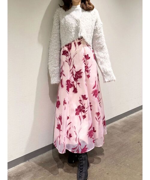 MERCURYDUO（マーキュリーデュオ）の「【WEB限定カラーあり】シャギークロップドカーディガン（カーディガン/ボレロ・レディース・ライトグレー/ピンク/ライトブルー/オフホワイト・FREE）」の12枚目の写真