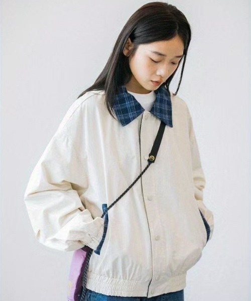 FreeZone(フリーゾーン)の「チェック切替カラーブルゾン(テーラードジャケット・メンズ・ベージュ/ブラウン・F)」の18枚目の写真