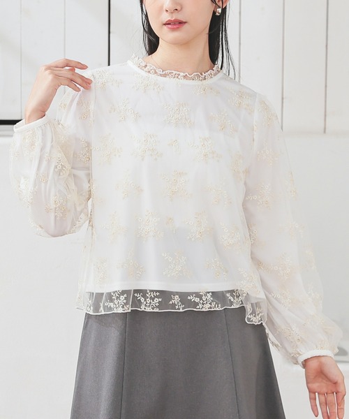 Honeys(ハニーズ)の「チュール刺繍トップス(Tシャツ/カットソー・レディース・サックスブルー系/アイボリー/ブラック・L/LL/M/S)」の2枚目の写真
