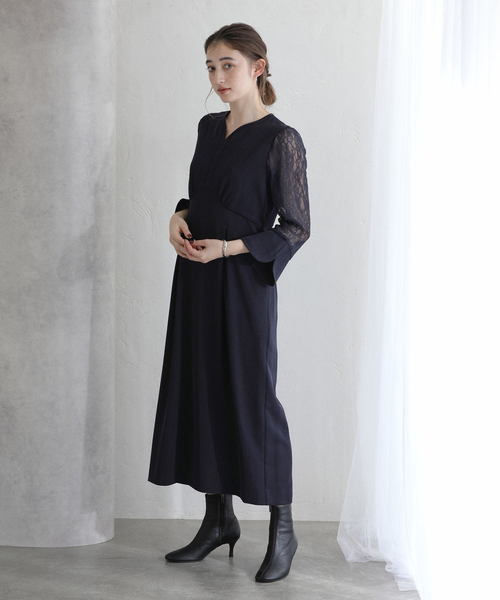 La TOTALITE(ラトータリテ)の「レーススリーブワンピース(ワンピース・レディース・ベージュ/ネイビー・36/38)」の12枚目の写真