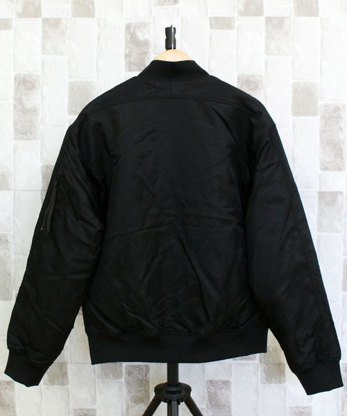 Calvin Klein(カルバン・クライン)の「CKJ MA-1 ナイロンボンバージャケット LS NYLON BOMBER JACKET(MA-1・メンズ・オリーブ/ブラック/ネイビー・XL/L/M)」の5枚目の写真