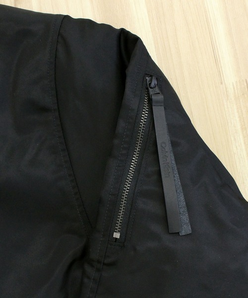 Calvin Klein(カルバン・クライン)の「CKJ MA-1 ナイロンボンバージャケット LS NYLON BOMBER JACKET(MA-1・メンズ・オリーブ/ブラック/ネイビー・XL/L/M)」の17枚目の写真