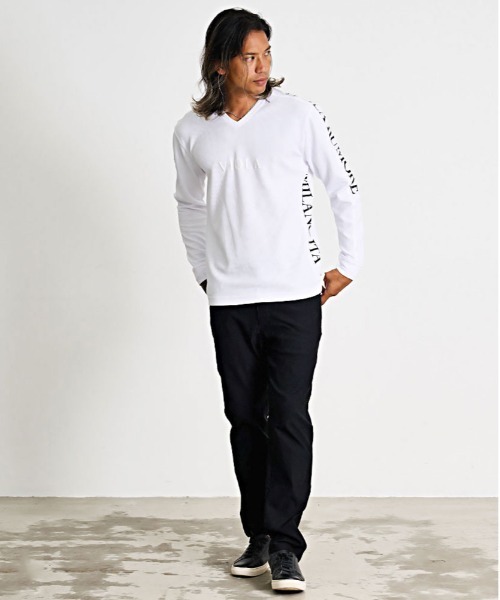 VIOLA(ヴィオラ)の「『VIOLA rumore/ヴィオラ ルモーレ』プリント入り切替Vネックフクレ長袖カットソー(Tシャツ/カットソー・メンズ・ホワイト/ブラック/ホワイト×ブラック・XL/L/M)」の4枚目の写真