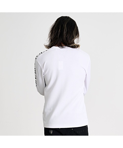 VIOLA(ヴィオラ)の「『VIOLA rumore/ヴィオラ ルモーレ』プリント入り切替Vネックフクレ長袖カットソー(Tシャツ/カットソー・メンズ・ホワイト/ブラック/ホワイト×ブラック・XL/L/M)」の6枚目の写真