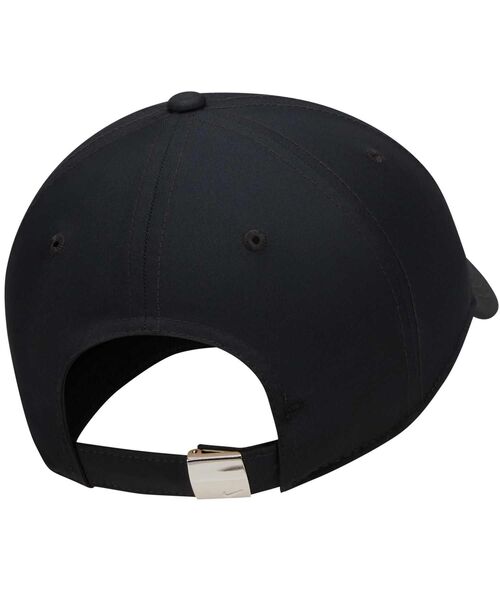 NIKE（ナイキ）の「ナイキ Dri-FIT クラブ アンストラクチャード メタル スウッシュ キャップ / Nike Dri-FIT Club Unstructured Metal Swoosh Cap FB5372-010 Black（キャップ・メンズ・ブラック・M/L/S/M/L/XL）」の3枚目の写真