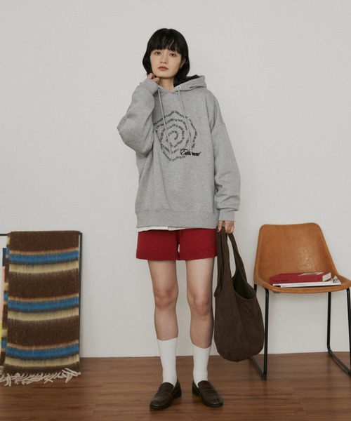 MERLOT（メルロー）の「レタリングロゴフーディー/裏起毛（パーカー・レディース・グレー/ネイビー・FREE）」の15枚目の写真