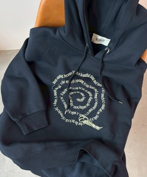 MERLOT（メルロー）の「レタリングロゴフーディー/裏起毛（パーカー・レディース・グレー/ネイビー・FREE）」の18枚目の写真