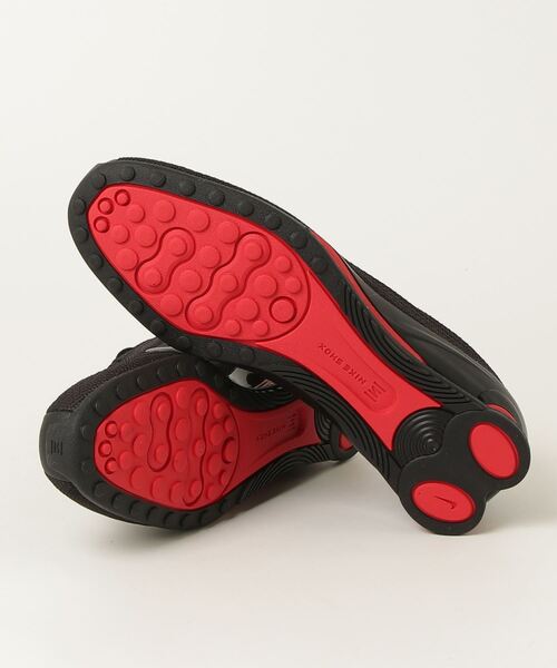 NIKE(ナイキ)の「W SHOX Z(スニーカー・レディース・ブラック系その他・23.5cm/24.0cm/24.5cm/23.0cm/22.5cm/25.0cm/25.5cm/26.0cm)」の3枚目の写真