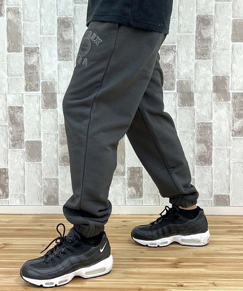 AVIREX(アヴィレックス)の「AVIREX 50th VARSITY SWEAT PANTS(スウェットパンツ・メンズ・エンジ/ホワイト/チャコールグレー・M/L/XL/XXL)」の20枚目の写真