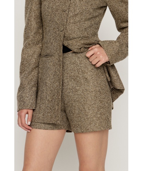 SLY(スライ)の「PUFF SLEEVE FRONT BUTTON 2P パフスリーブ フロントボタン ツーピー 秋服 冬服(セットアップ・レディース・ブラック/ベージュ・1/2)」の15枚目の写真
