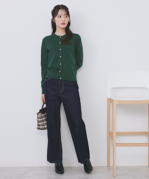 index（インデックス）の「ビジュークルーネックカーディガン【洗濯機OK】《7col/XS～LL》（カーディガン/ボレロ・レディース・チャコールグレー/ナチュラル/モスグリーン系7/ブラウン系その他/ネイビー/ピンク系1/ボルドー・34/36/38/40/42）」の8枚目の写真