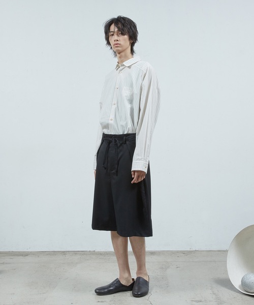 Dulcamara(ドゥルカマラ)の「よそいきフォールドショー トPT(スラックス・メンズ・チャコールグレー/ブラック/ダークブラウン・0/1)」の14枚目の写真
