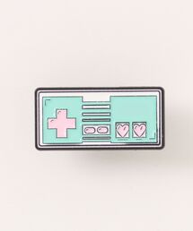 GGD SELECT（ジージーディー　セレクト）の「ピンバッチ（ブローチ/コサージュ）」