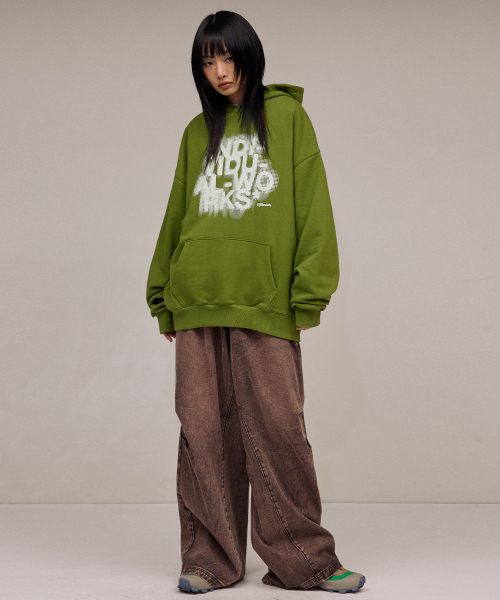 F.ILLUMINATE(フィルミネイト)の「ブラーエフェクトロゴフードパーカー-グリーン(パーカー・レディース・その他・SMALL/MEDIUM/LARGE)」の3枚目の写真