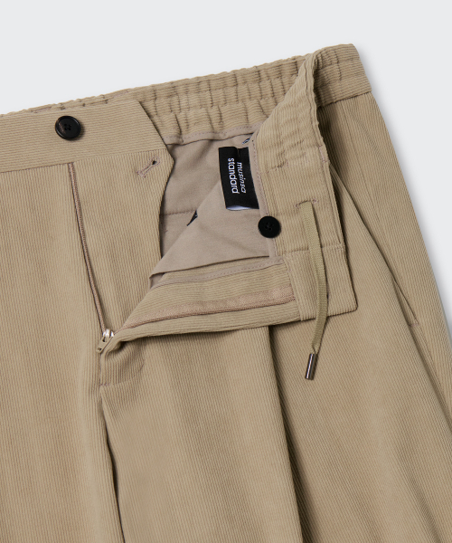 MUSINSA STANDARD（ムシンサスタンダード）の「14W コーデュロイワンタックワイドバンディングパンツ [ベージュ]（スラックス・メンズ・その他・40/38/42/36/34/32/30/26/28）」の3枚目の写真