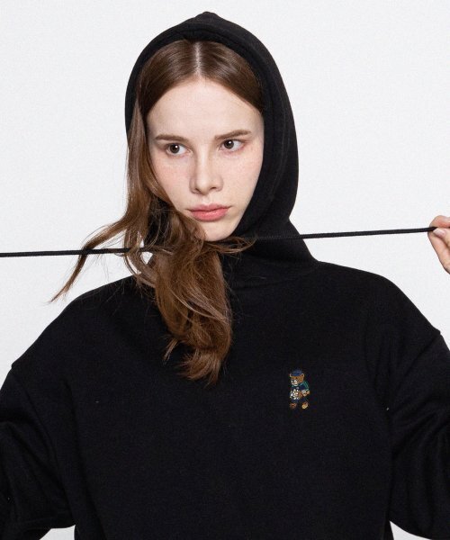 GRAVER（グレーバー）の「[UNISEX]デイジーブーケベア刺繍フードティー_ブラック（パーカー・レディース・ブラック・SMALL/MEDIUM/LARGE/X-LARGE）」の6枚目の写真