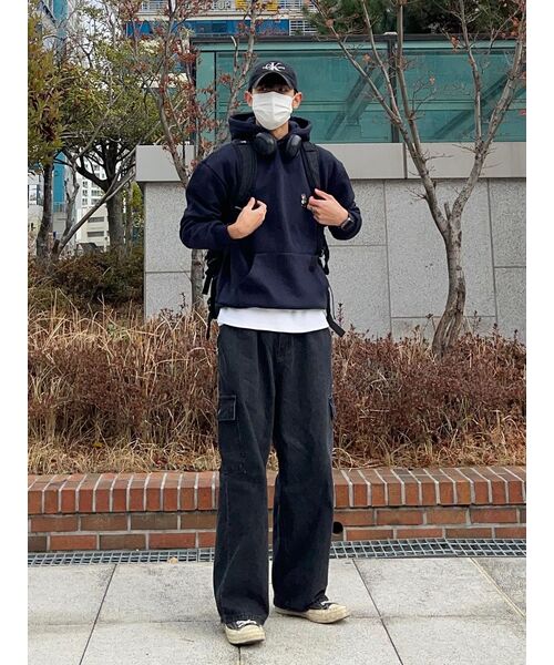GRAVER（グレーバー）の「[UNISEX]デイジーブーケベア刺繍フードティー_ブラック（パーカー・レディース・ブラック・SMALL/MEDIUM/LARGE/X-LARGE）」の4枚目の写真