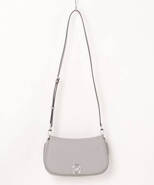 MICHAEL KORS(マイケルコース)の「NOLITA レザー コンバーチブル ショルダー ミディアム(ショルダーバッグ・レディース・グレー系・FREE)」の4枚目の写真