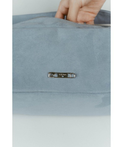 Knuth Marf（クヌースマーフ）の「rectangle suede shoulder bag（ショルダーバッグ・レディース・ブルー/チャコール・ONE SIZE）」の18枚目の写真
