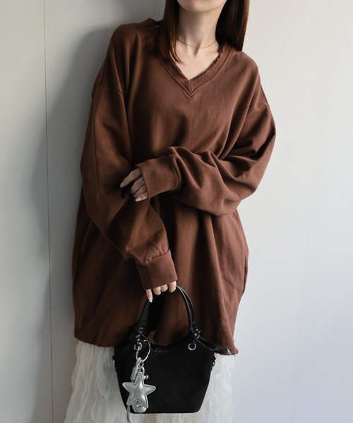 sakishimatokyo(サキシマトーキョー)の「Vネックチュニックプルオーバー(スウェット・レディース・ネイビー/ブラウン/オフホワイト/グレー・FREE)」の1枚目の写真