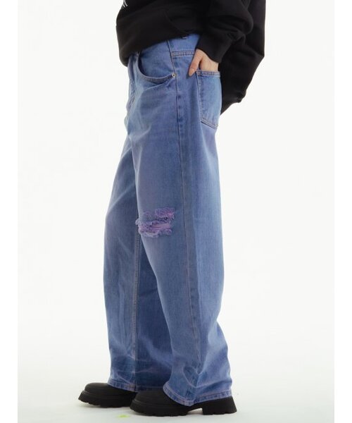 UNKNOWN PLANET(アンノウンプラネット)の「ワイドスリットデストロイドダイングパンツ(デニムパンツ・レディース・その他・LARGE/MEDIUM/SMALL/X-SMALL)」の4枚目の写真