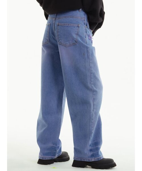 UNKNOWN PLANET(アンノウンプラネット)の「ワイドスリットデストロイドダイングパンツ(デニムパンツ・レディース・その他・LARGE/MEDIUM/SMALL/X-SMALL)」の5枚目の写真